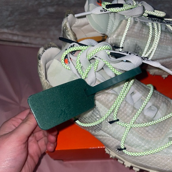 Nike X Off-White Waffle Racer SP "Electric Green" Sneakers - Picture 7 of 16
